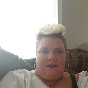 Meet your Posher, Maribeth